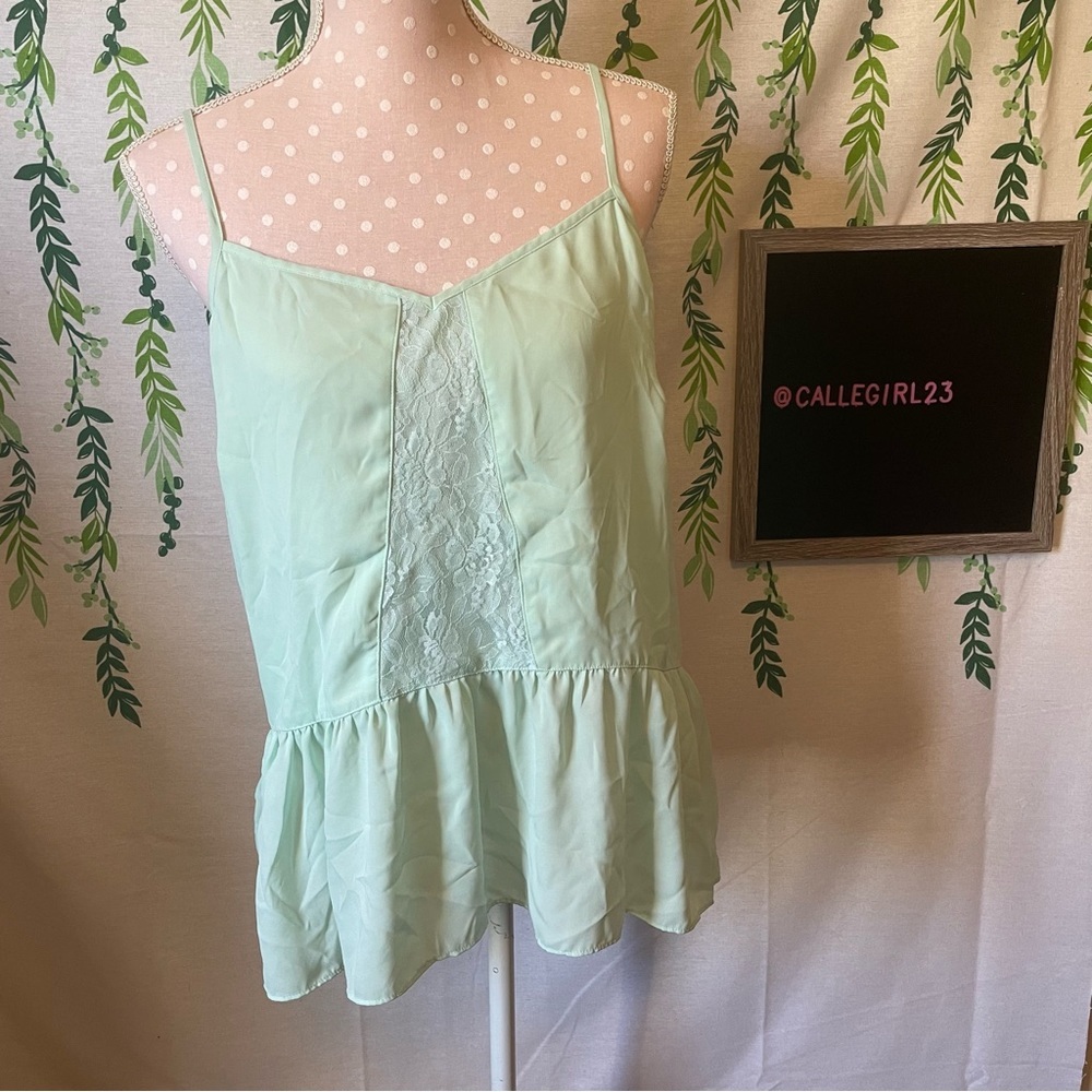 Size XL Candie’s Peplum Top D2